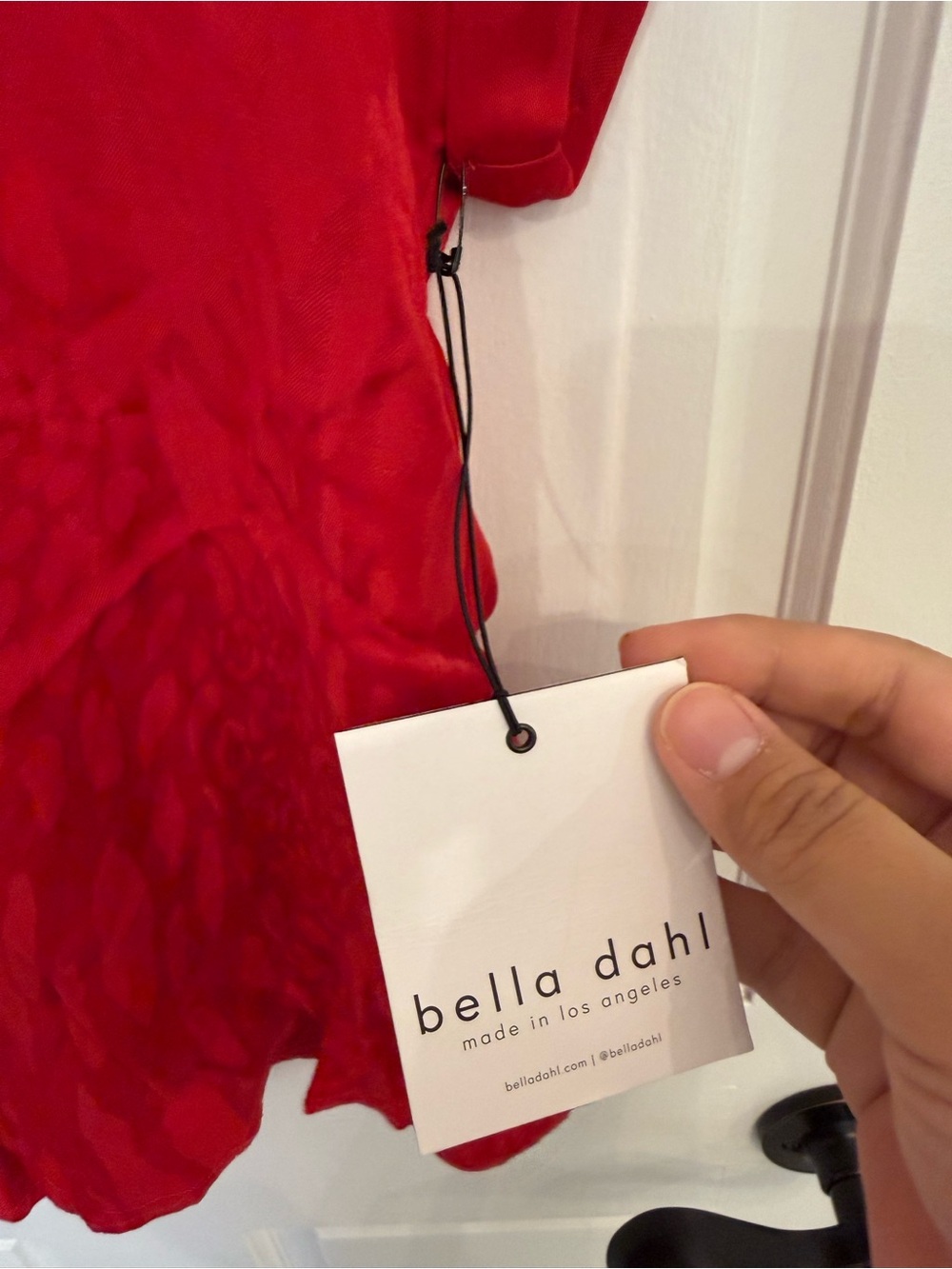 Bella Dahl Vibrant Red Short-Sleeve Button-Front Blouse NWT - Picture 4 of 7